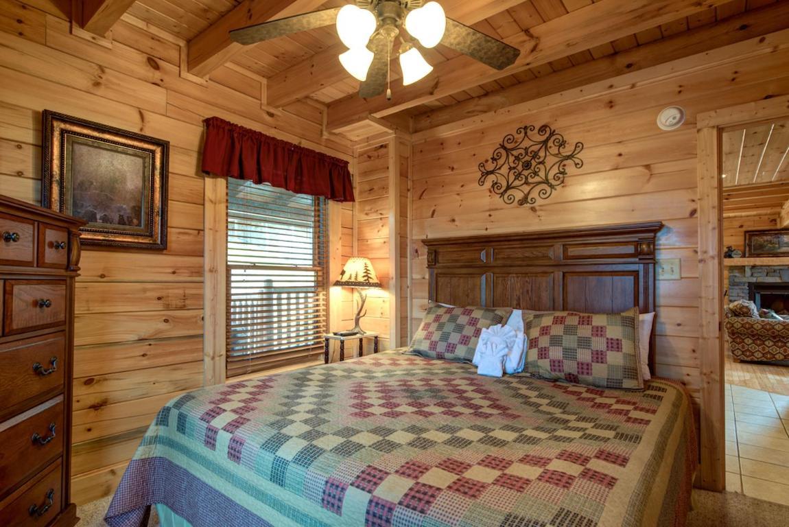 Serenity Peak Villa Pigeon Forge Eksteriør bilde