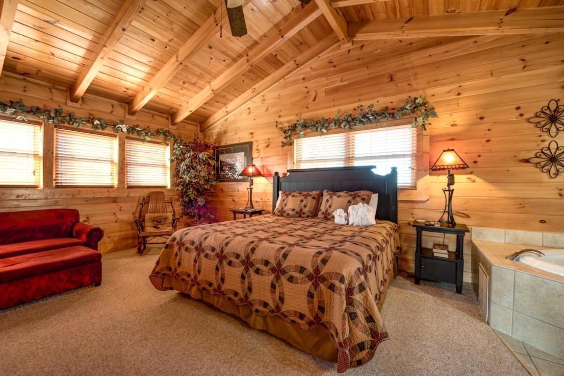 Serenity Peak Villa Pigeon Forge Eksteriør bilde